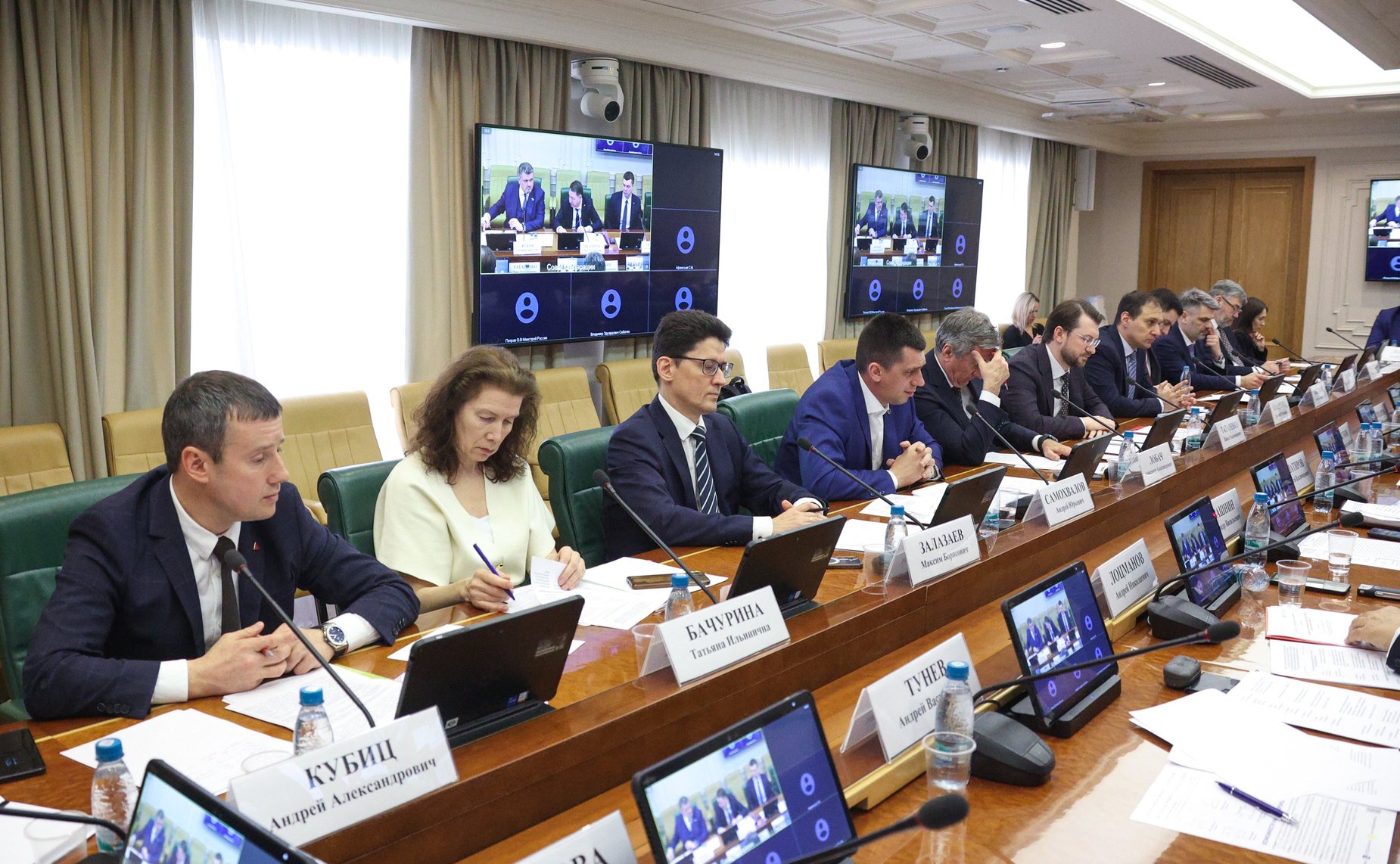 Совещание «Импортозамещение как основа технологического суверенитета и технологического лидерства РФ: приоритеты, механизмы поддержки и оценка эффективности реализации государственной промышленной политики»