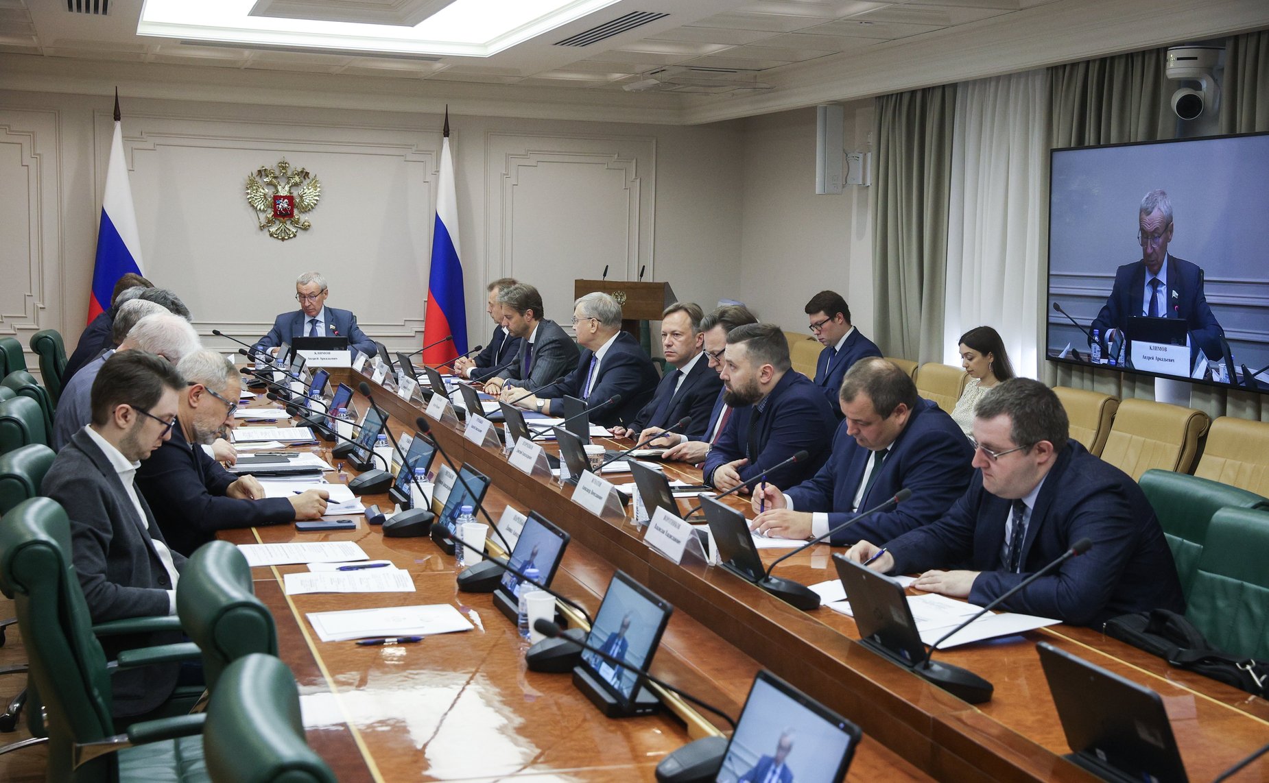 Заседание Комиссии СФ по защите государственного суверенитета и предотвращению вмешательства во внутренние дела Российской Федерации