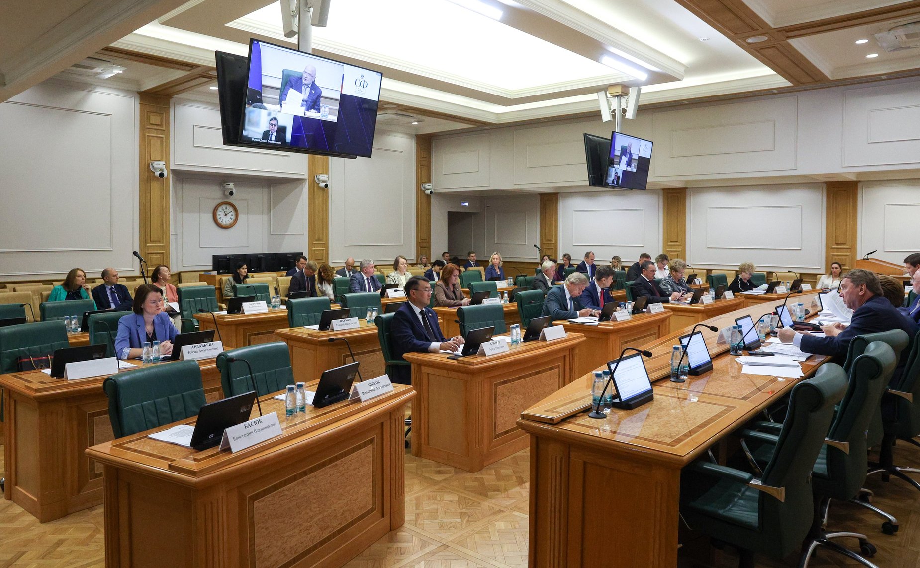 Заседание Комитета Совета Федерации по конституционному законодательству и государственному строительству