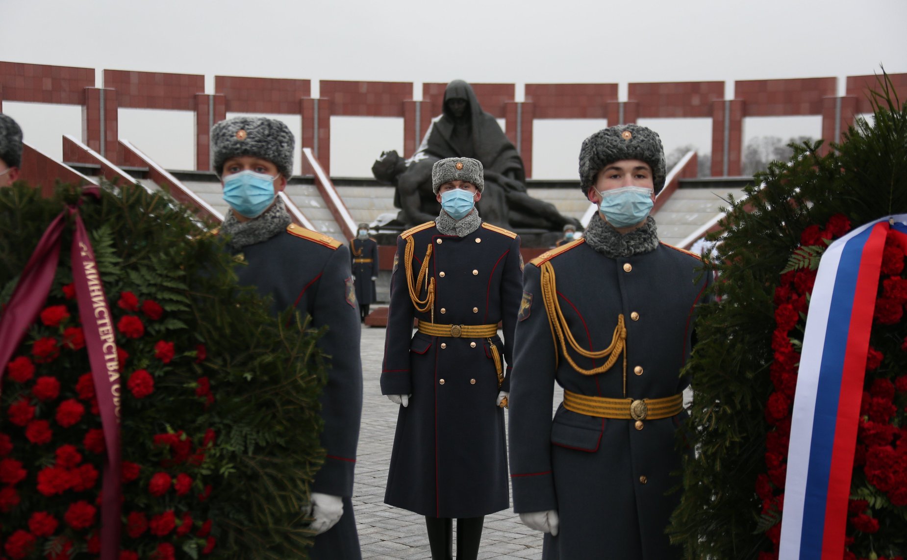 Торжественно-траурная акция «Дорога домой», приуроченная к Дню Неизвестного Солдата