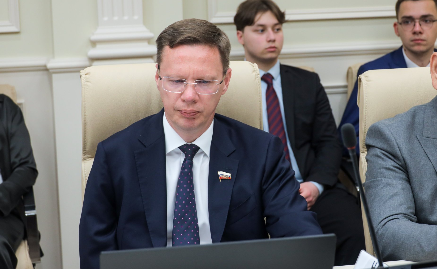 Виталий Назаренко