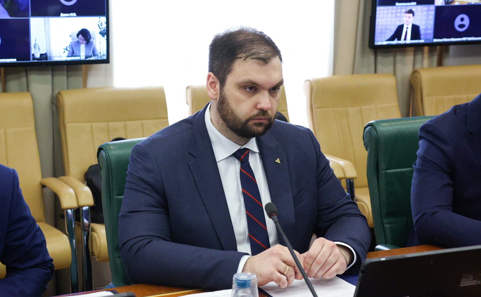 Совещание «Промышленная кооперация: условия для роста производственного и технологического потенциала регионов Дальнего Востока»