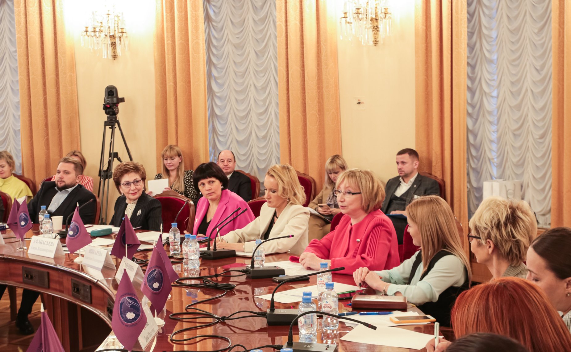 В Москве учреждена Всемирная федерация русскоговорящих женщин