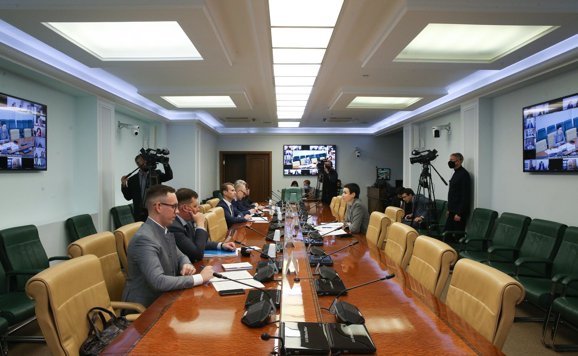 «Круглый стол» Комитета СФ по конституционному законодательству и государственному строительству