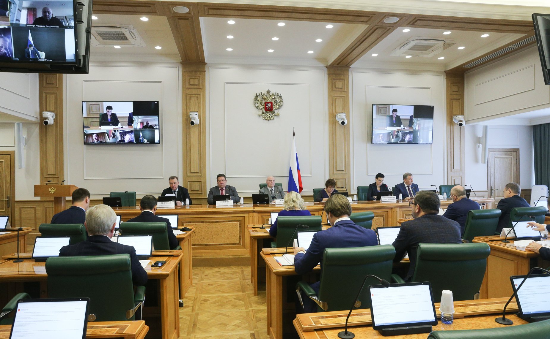 Заседание Комитета СФ по конституционному законодательству и государственному строительству