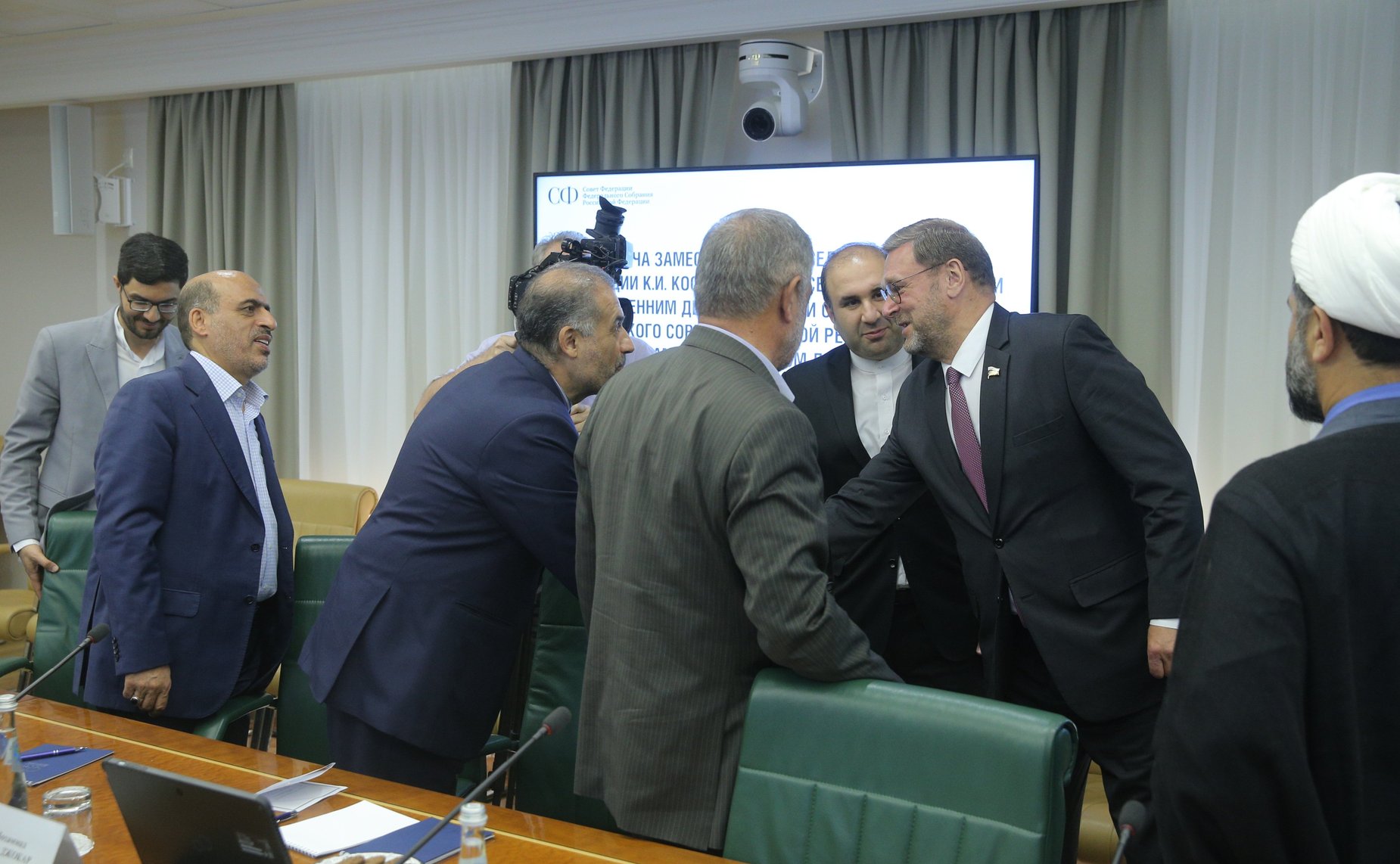 Константин Косачев провел встречу с председателем Комиссии по внутренним делам страны и советом Собрания Исламского Совета Исламской Республики Иран Мохаммадом Салехом Джокаром