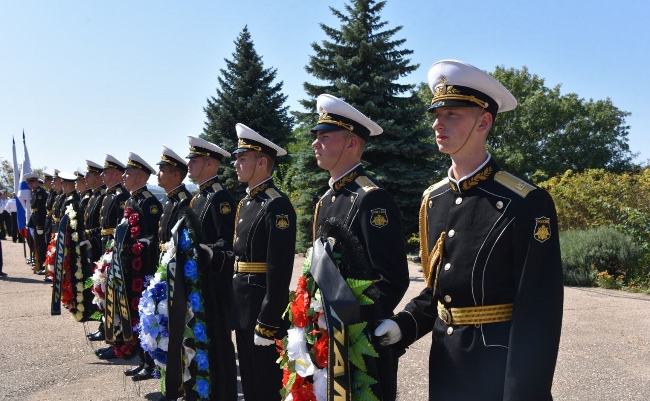 Екатерина Алтабаева приняла участие в митинге-реквиеме к 167-летию окончания Первой обороны Севастополя