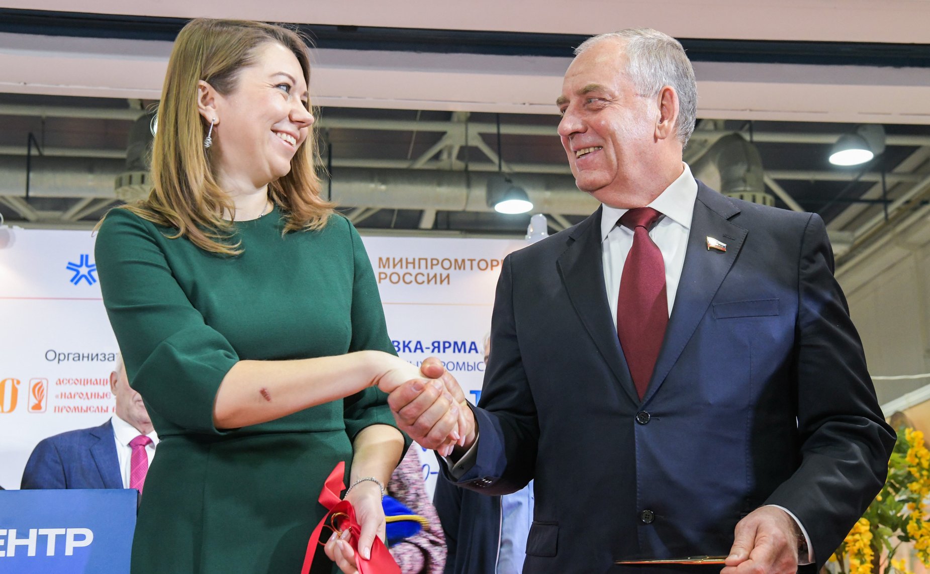 Сергей Митин принял участие в открытии XXIX Вытавки-ярмарки народных художественных промыслов России «Ладья»