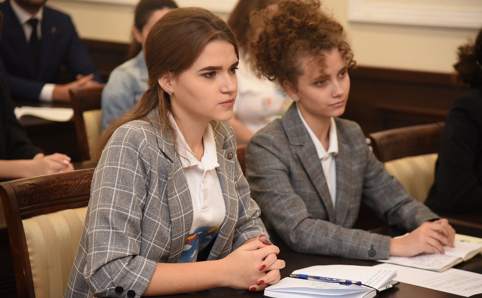 «Круглый стол» Комитета СФ по Регламенту и организации парламентской деятельности на тему «Диалог на равных: Добровольческая деятельность в сфере правового просвещения молодежи»