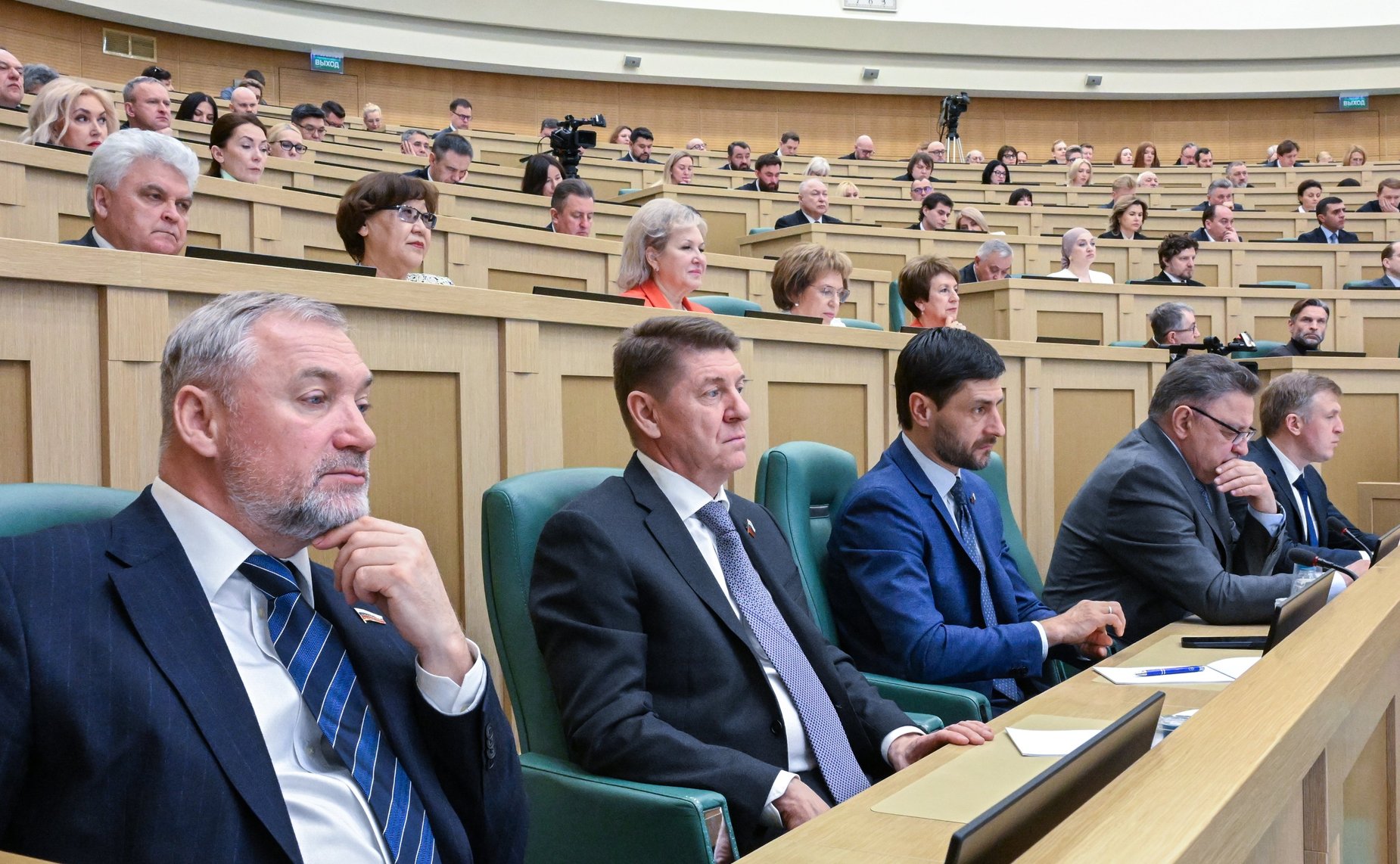 Председатель Совета Федерации Валентина Матвиенко провела встречу с деятелями театрального искусства