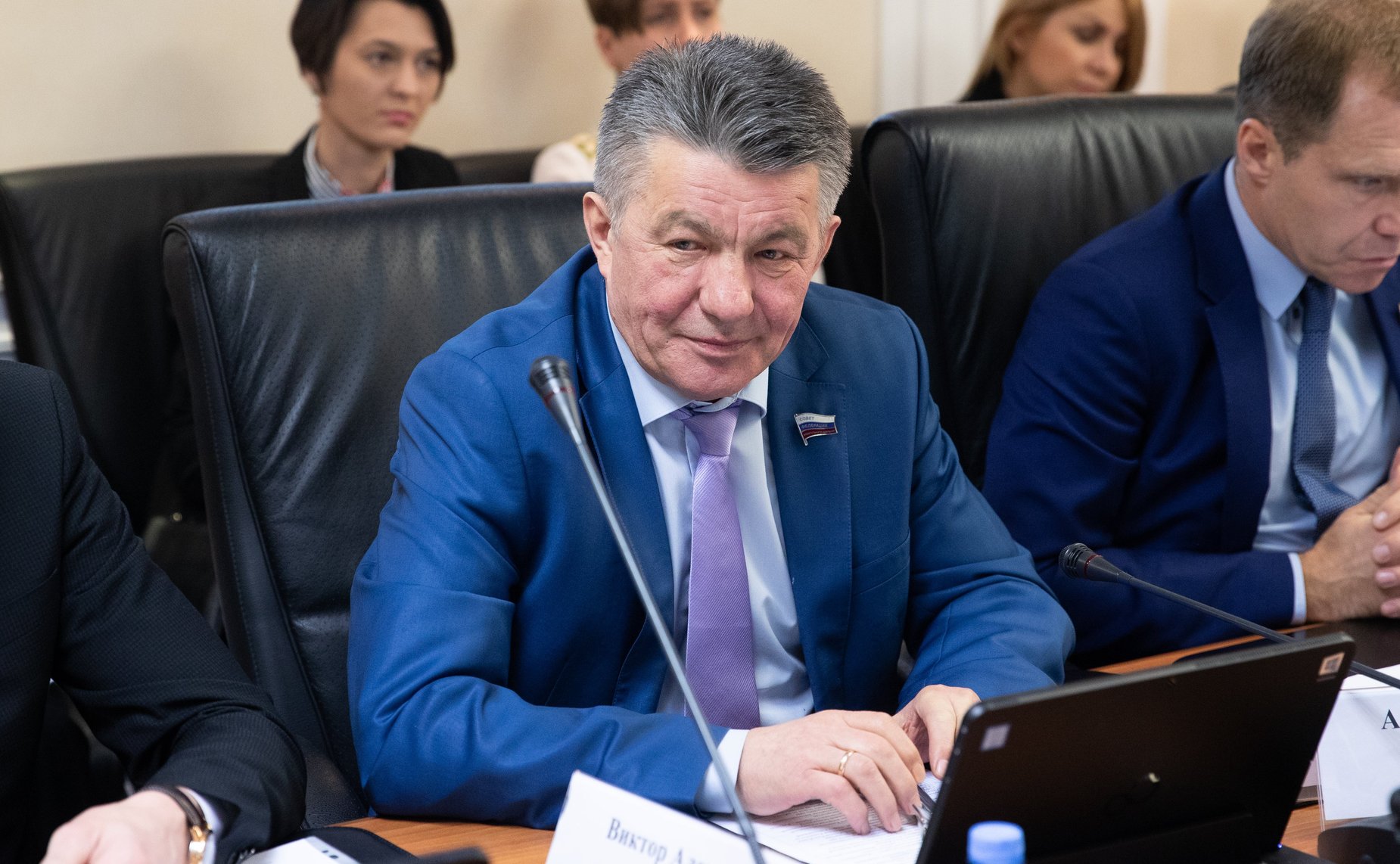 Виктор Озеров