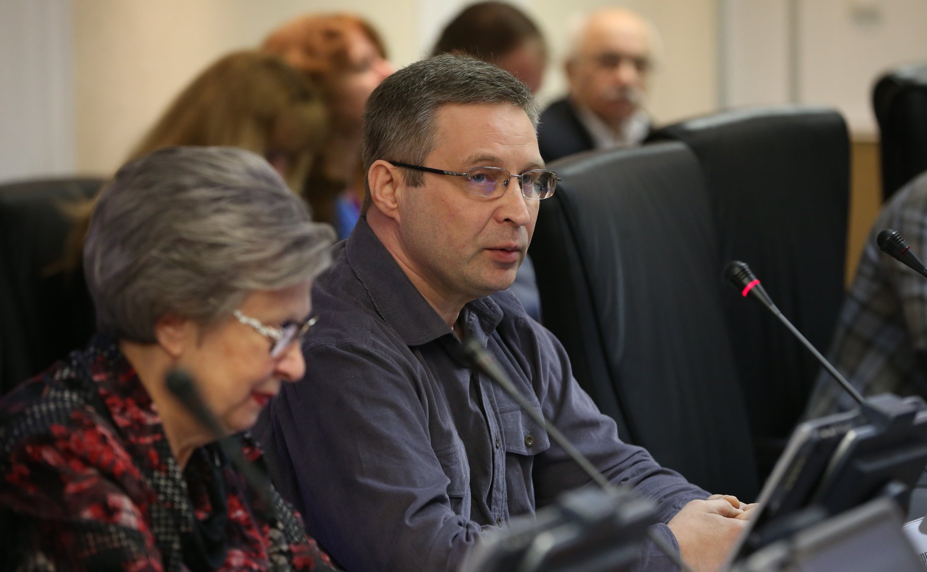 Расширенное заседание Комитета СФ по Регламенту и организации парламентской деятельности на тему «Об организации пилотного проекта по выделению особого вагона в составе поездов метрополитена, предназначенного для перевозок женщин с детьми, беременных женщ