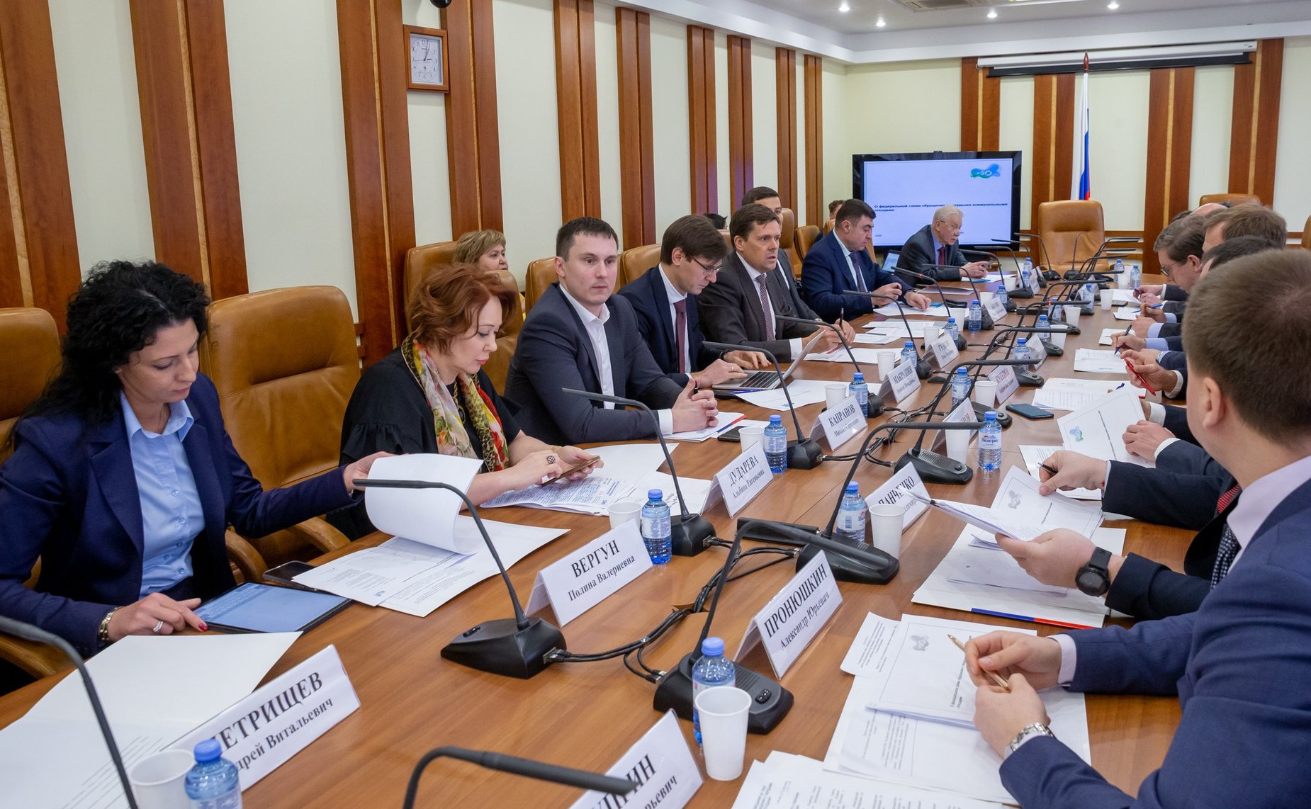 Совещание Комитета СФ по экономической политике по вопросам обращения с твердыми коммунальными отходами