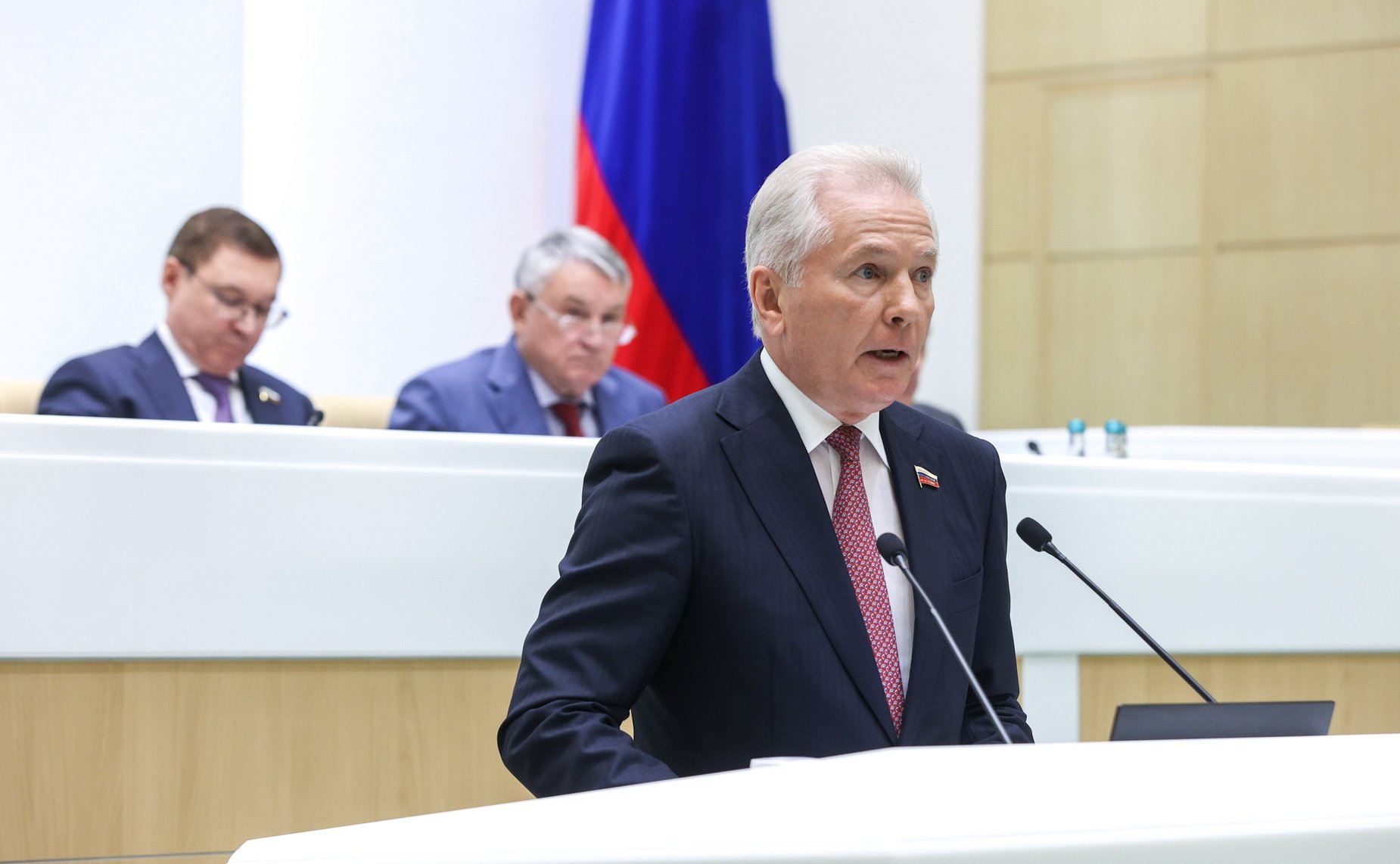 Валерий Пономарев