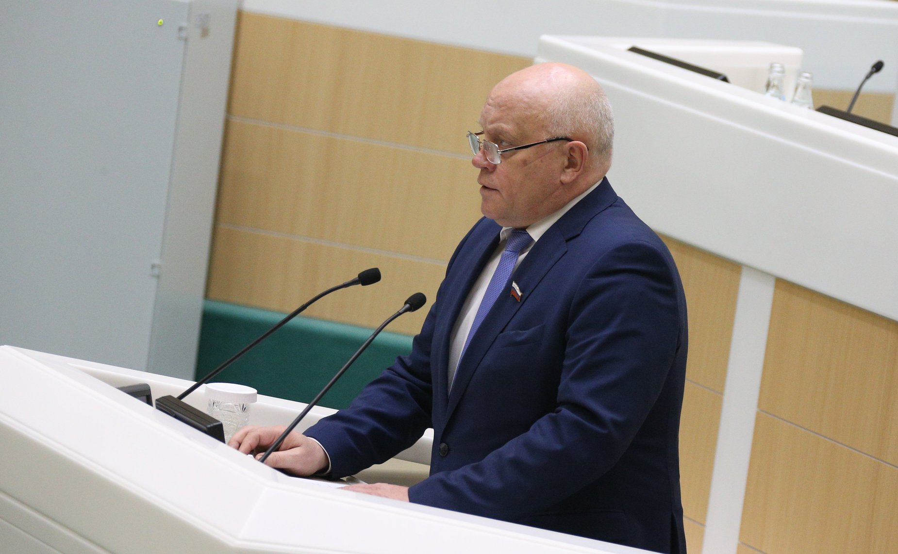 Виктор Назаров