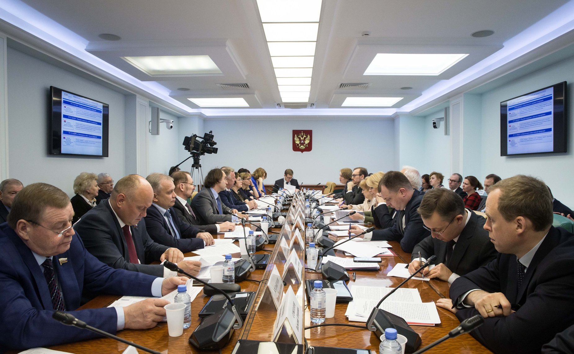 «Круглый стол» Комитета СФ по аграрно-продовольственной политике и природопользованию