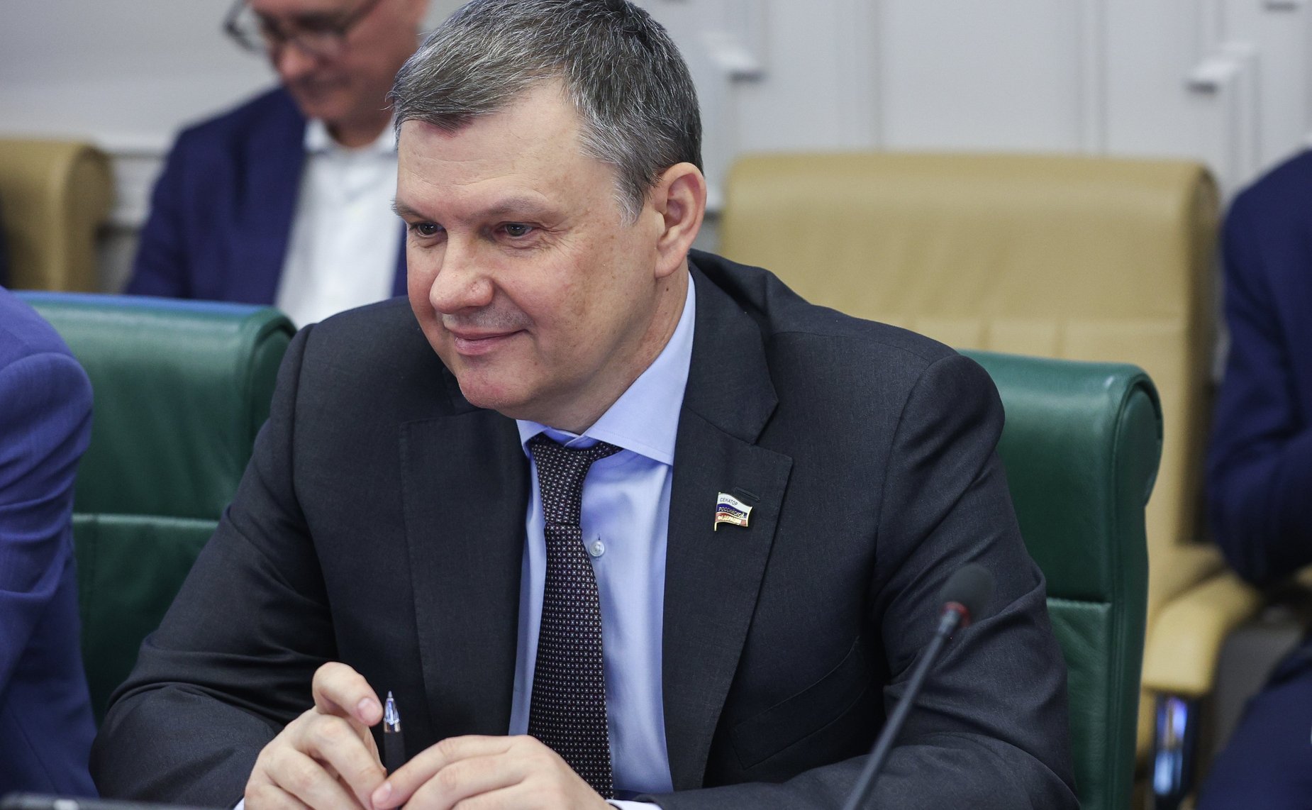 Александр Наролин