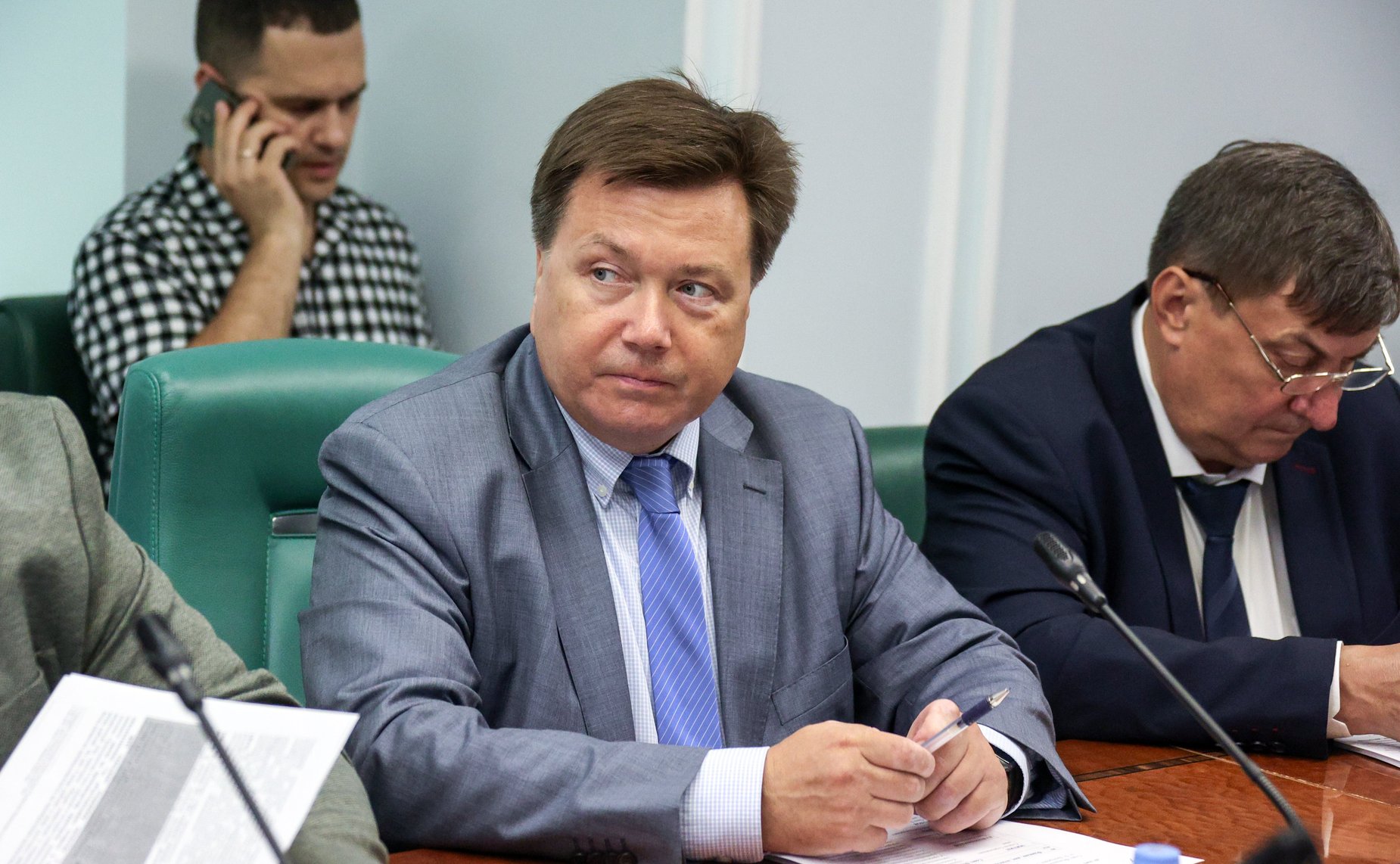 Круглый стол Комитета Совета Федерации по аграрно-продовольственной политике и природопользованию на тему «Об обеспечении российских аграриев материально-техническими ресурсами: проблемы и перспективы»