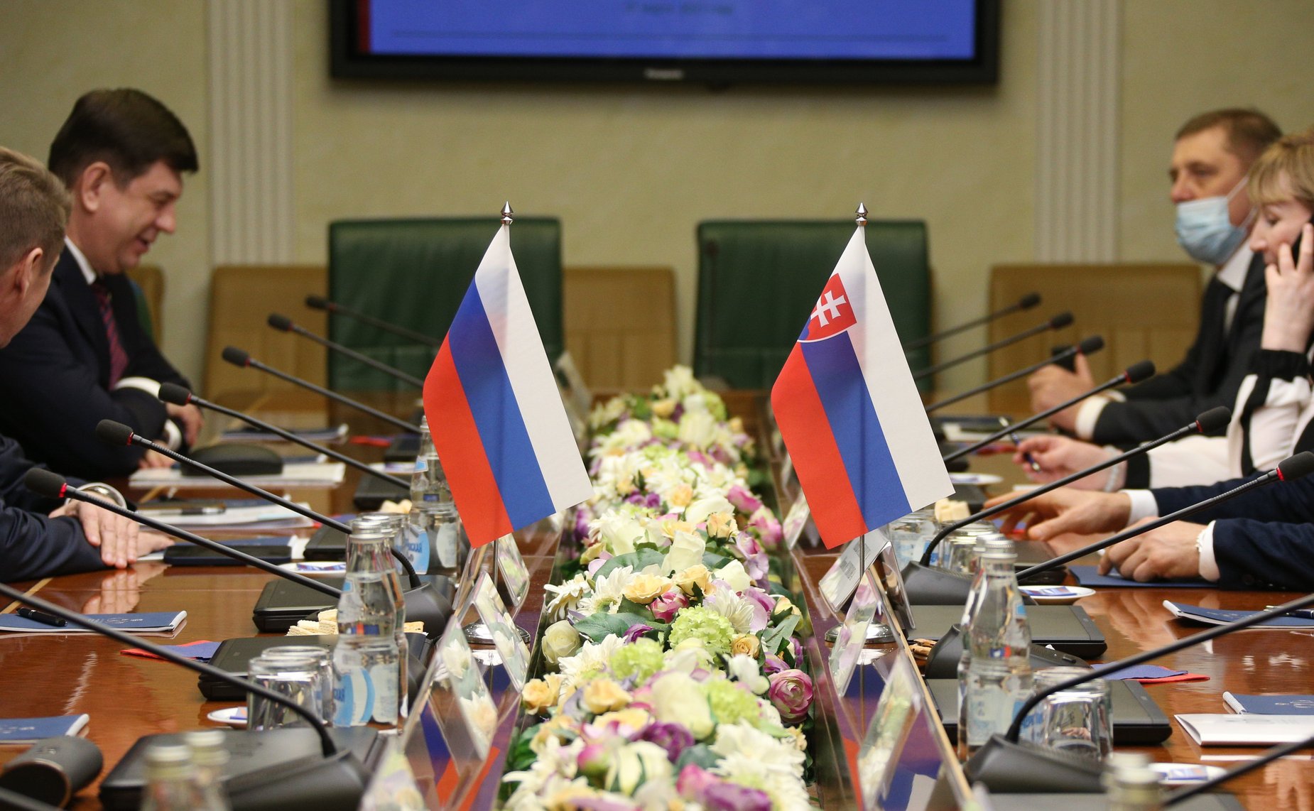 Заседание рабочей группы по сотрудничеству СФ с Национальным Советом Словацкой республики в формате встречи с Чрезвычайным и Полномочным Послом Словакии в России Любомиром Регаком