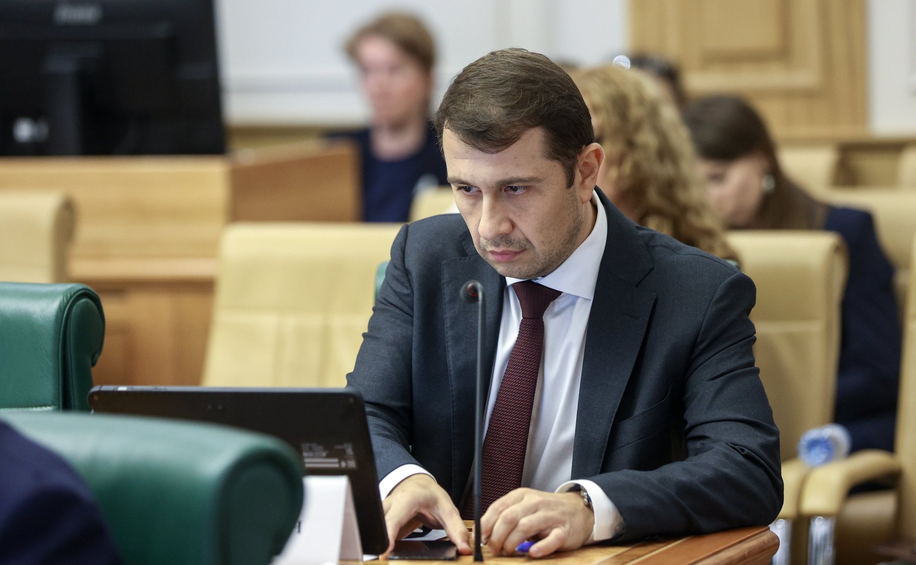 Заседание Комитета Совета Федерации по конституционному законодательству и государственному строительству