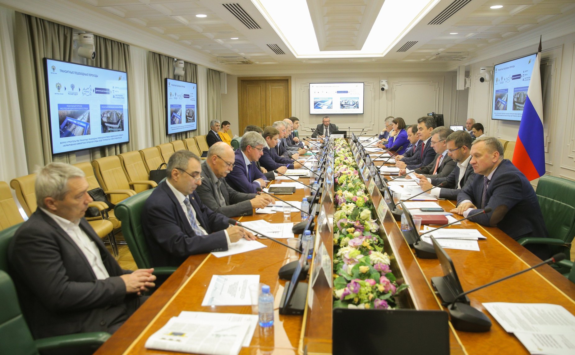 Совещание Комитета СФ по экономической политике совместно с Комитетом СФ по федеративному устройству, региональной политике, местному самоуправлению и делам Севера