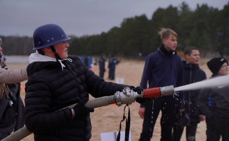 Первая федеральная профориентационная смены «ZA безопасность!», которая прошла в Вологодском образовательном центре — кадетской школе «Корабелы Прионежья»