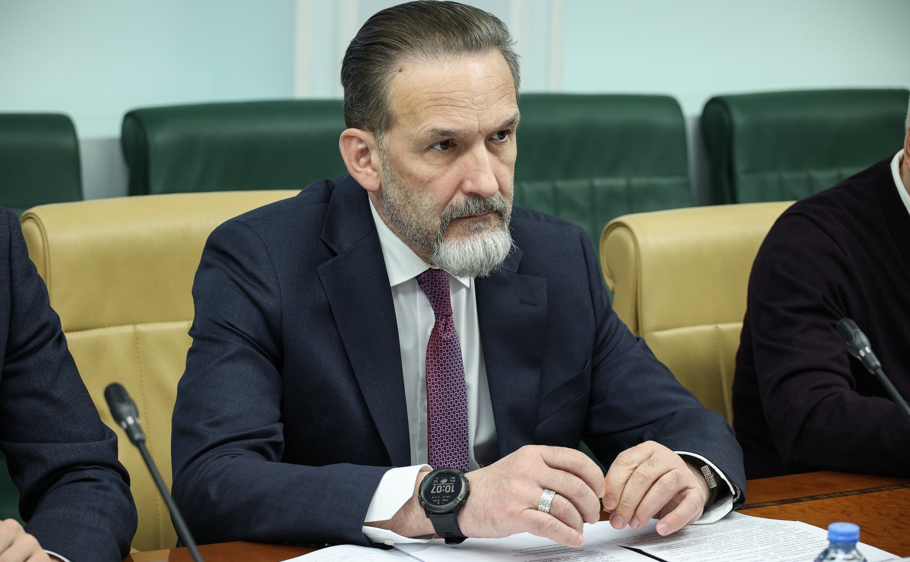 Совещание на тему «О приоритетных направлениях развития дорожного хозяйства в Дальневосточном федеральном округе»