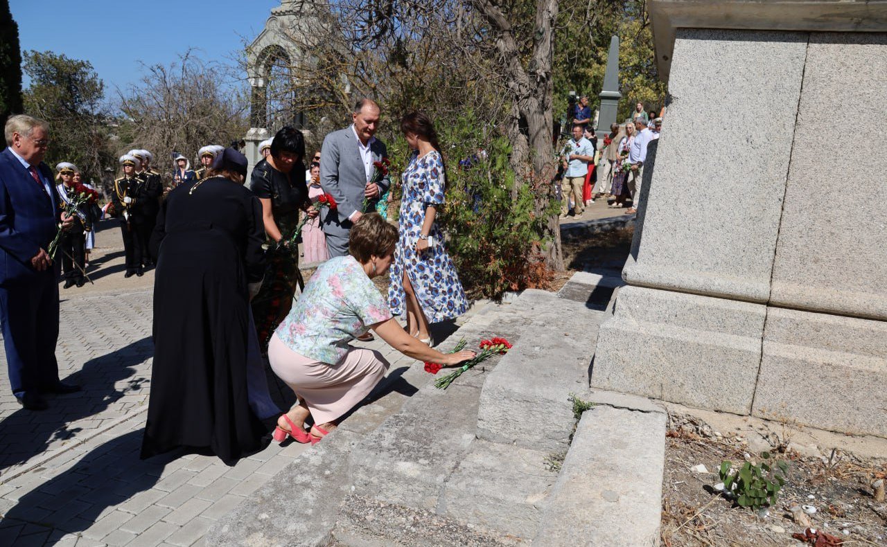 Екатерина Алтабаева приняла участие в памятных мероприятиях, посвященных обороне Севастополя в Крымской войне 1853–1856 годов