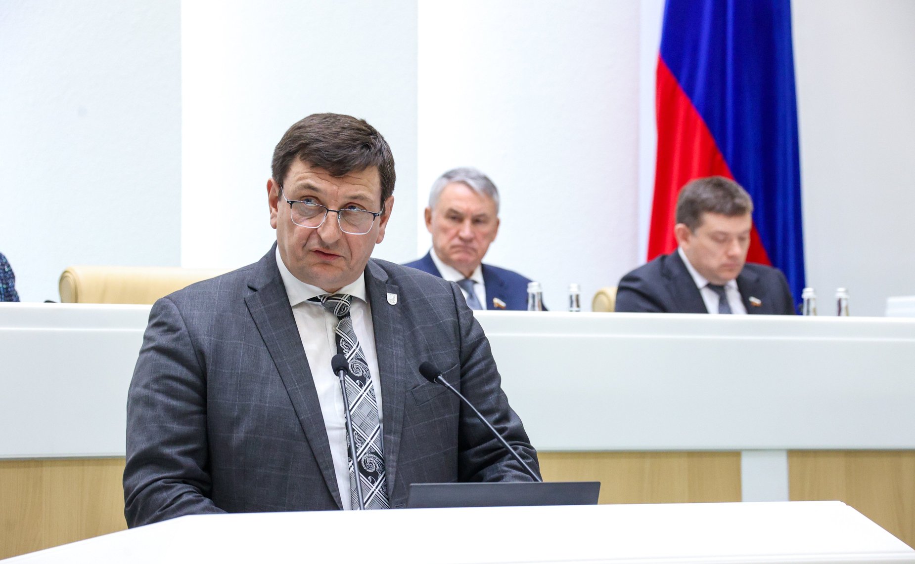 Председатель Смоленской областной Думы Игорь Ляхов