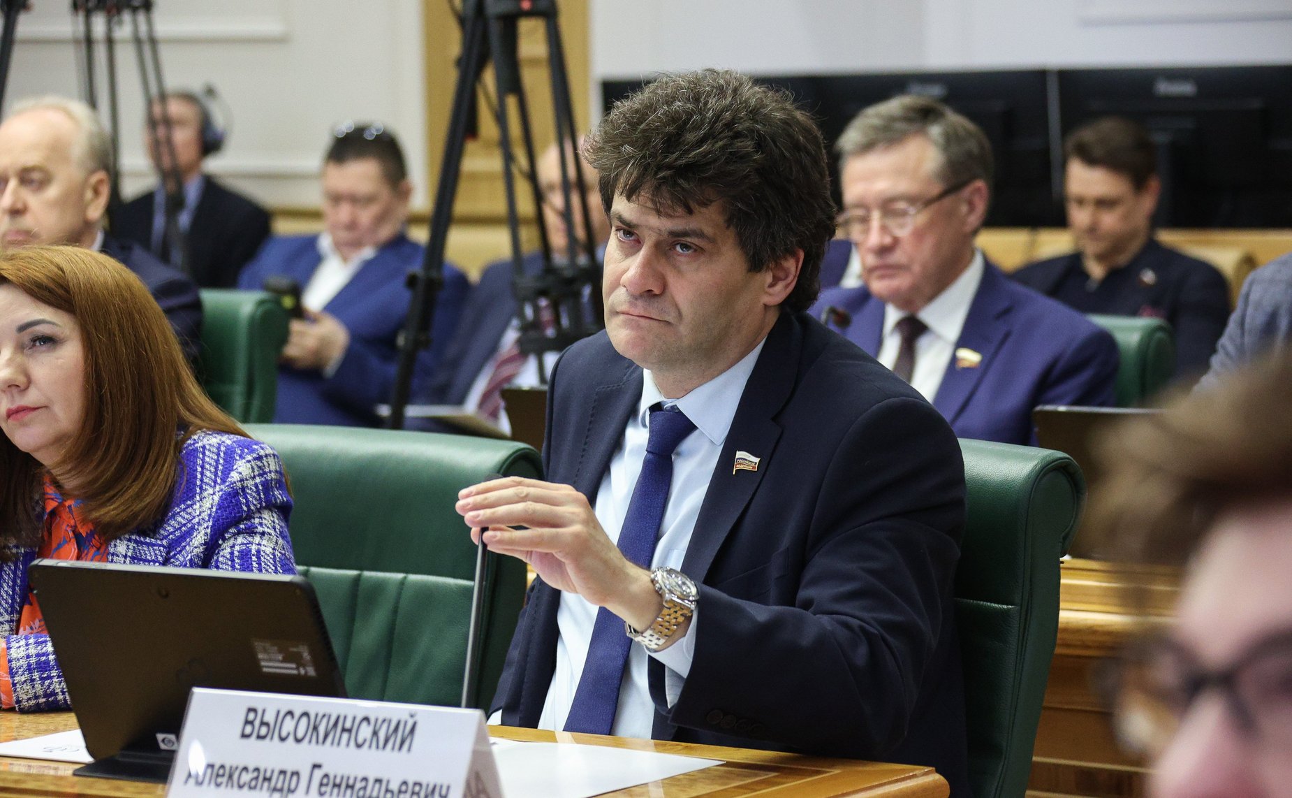 В Совете Федерации состоялся «открытый диалог» с генеральным директором акционерного общества «ДОМ.РФ»