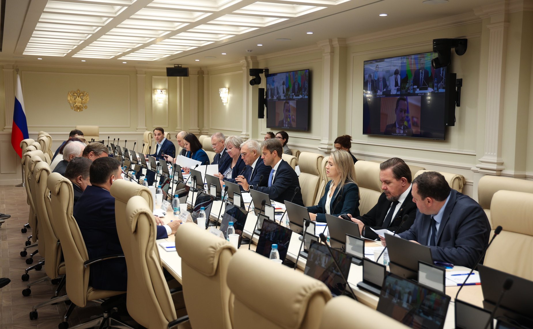 Круглый стол Комитета Совета Федерации по международным делам на тему «О целесообразности дальнейшего участия Российской Федерации в деятельности Бюро по демократическим институтам и правам человека ОБСЕ»