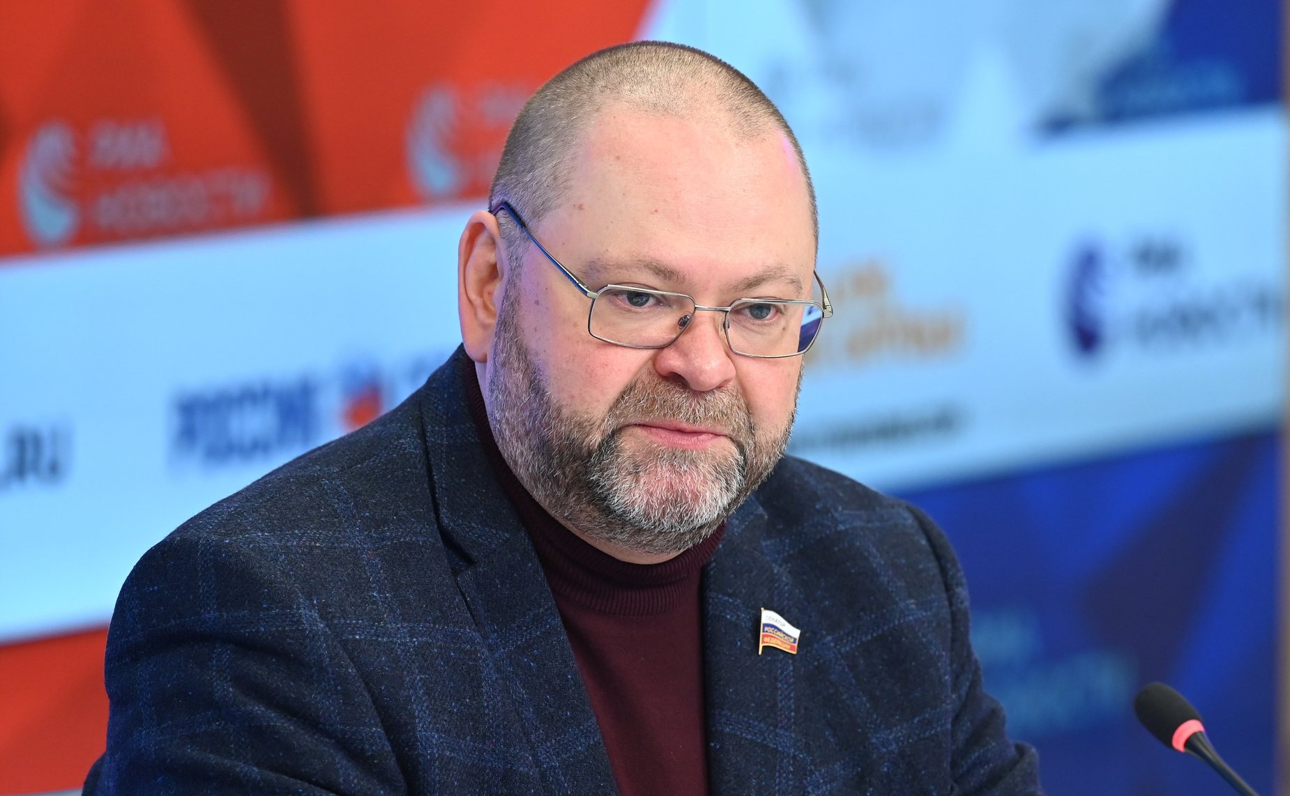 Олег Мельниченко