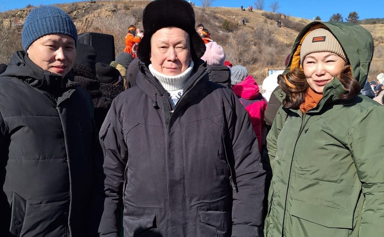 Григорий Ледков принял участие в обсуждении проблем сохранения и популяризации эвенкийской культуры, вопросов защиты прав коренных малочисленных народов Севера, Сибири и Дальнего Востока