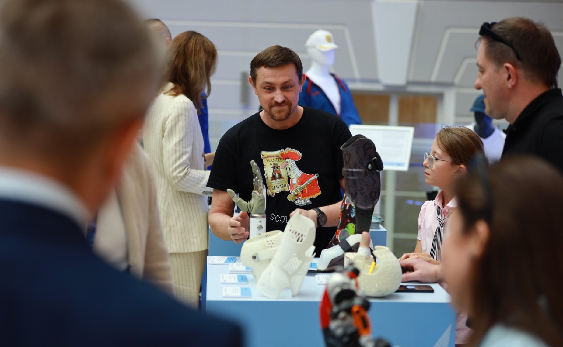 XXVIII Петербургский международный экономический форум (ПМЭФ’25). Показ международного конкурса адаптивной моды «На крыльях»