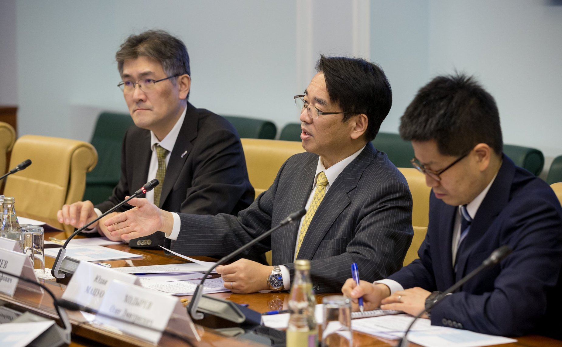 Встреча К. Косачева с Чрезвычайным и Полномочным Послом Японии в России Т. Кодзуки