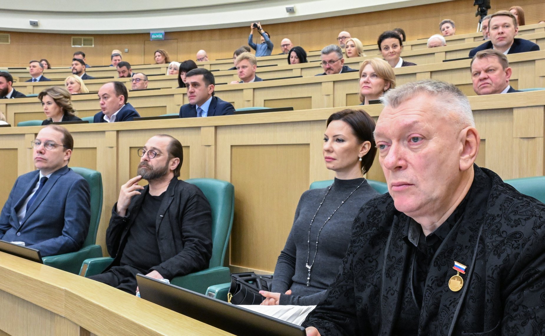 Председатель Совета Федерации Валентина Матвиенко провела встречу с деятелями театрального искусства