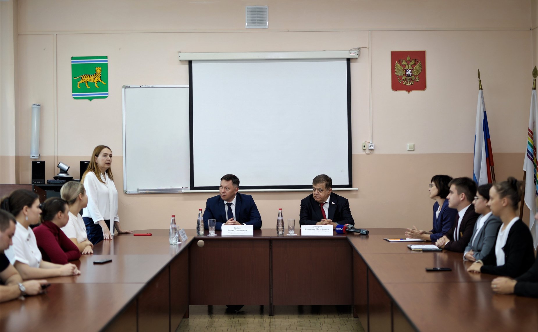 Владимир Джабаров провел ряд встреч в Еврейской автономной области