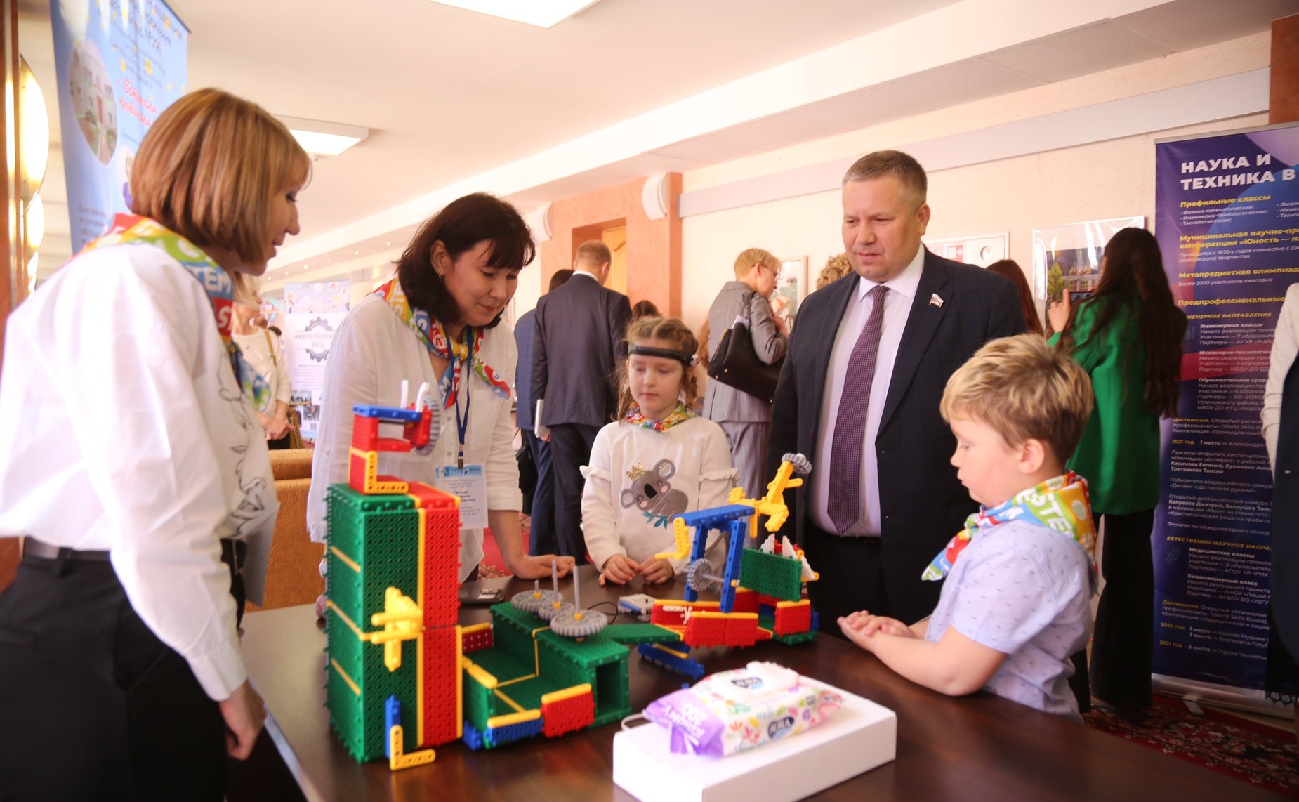 Денис Гусев принял участие в Общем собрании членов Ассоциации городов Поволжья в Ижевске