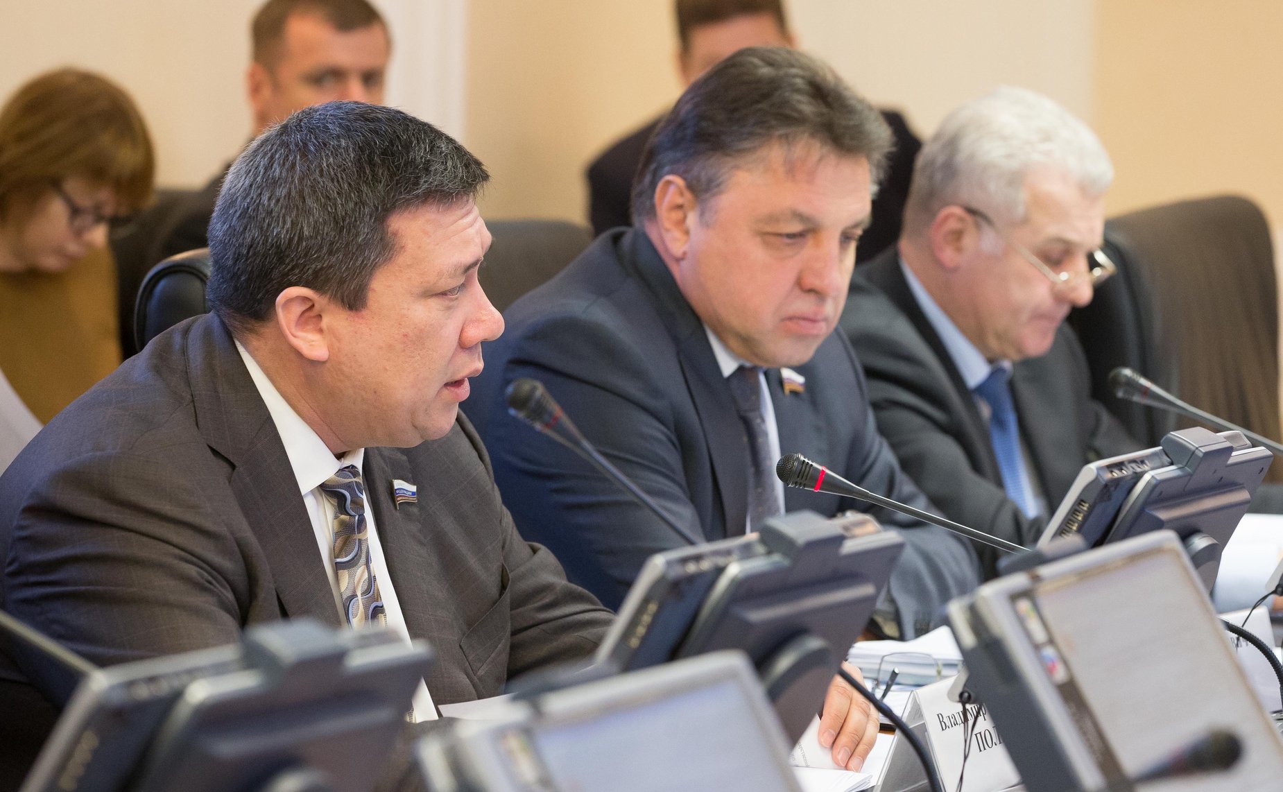 В. Полетаев