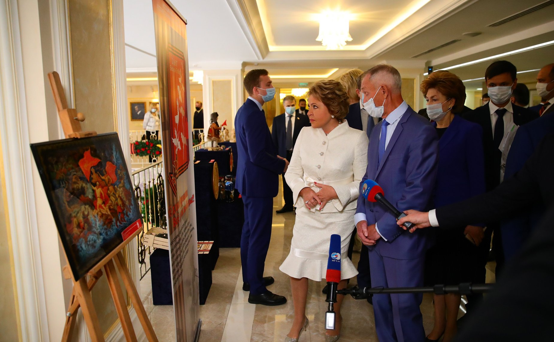 Открытие в Совете Федерации выставки «Великая Отечественная война 1941 – 1945 годов в произведениях мастеров народных художественных промыслов России»