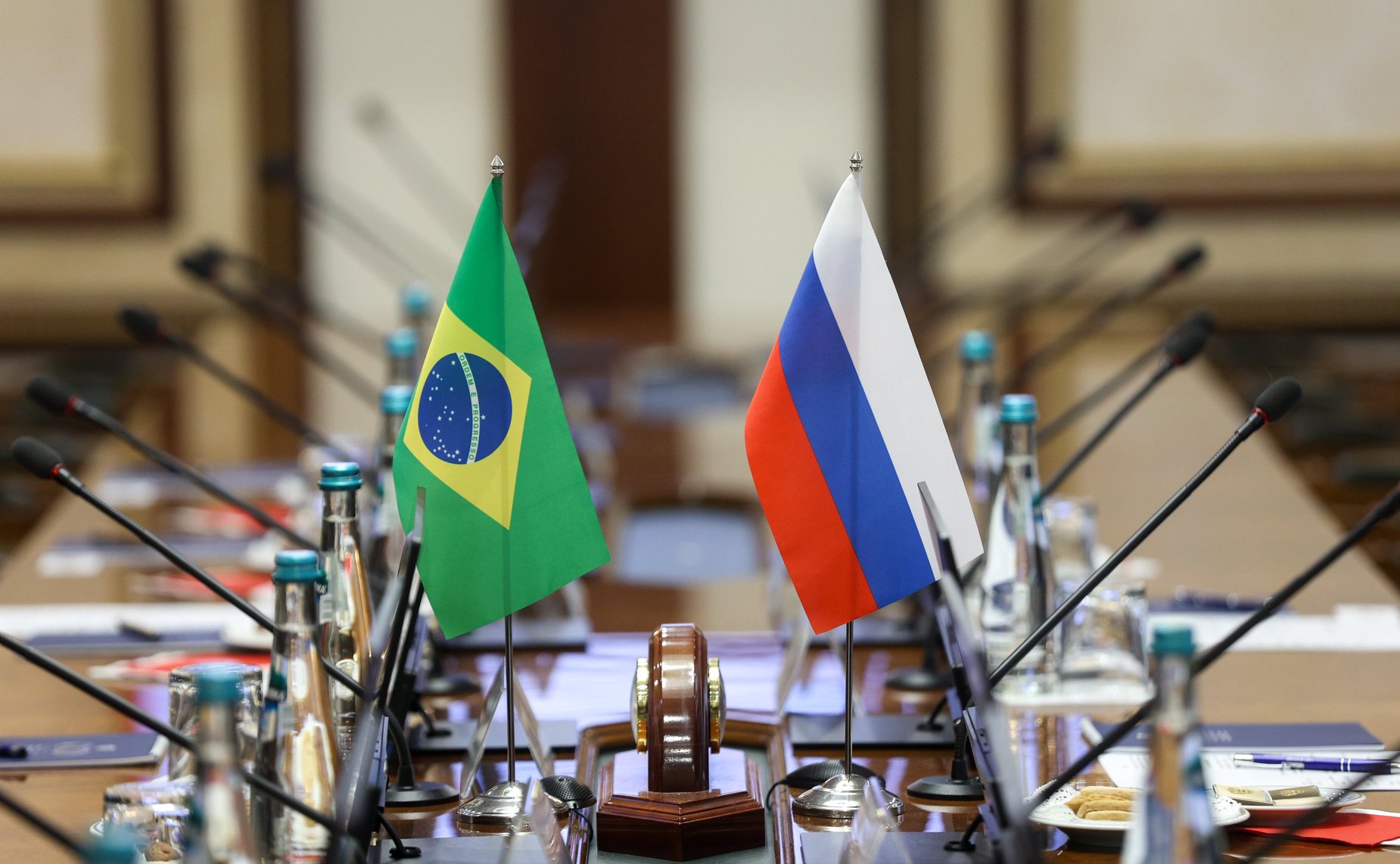 Сергей Рябухин провел встречу с делегацией Федерального сената Национального конгресса Федеративной Республики Бразилии. Делегацию возглавляет Эудосия Мария Оланда де Араужо Калдас