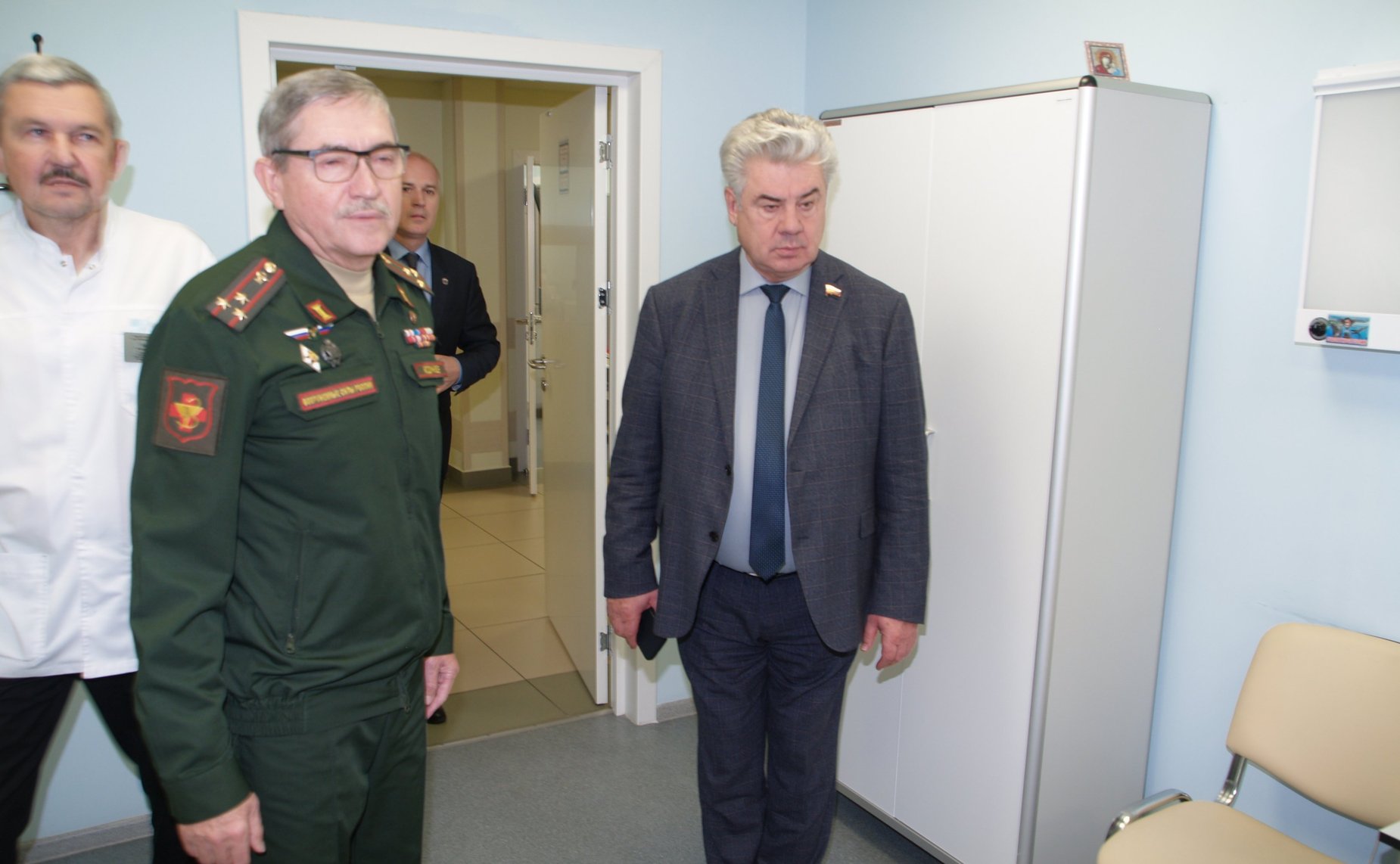 Председатель Комитета СФ по обороне и безопасности Виктор Бондарев посетил Лечебно-реабилитационный центр Центрального военно-клинического госпиталя им. А.А. Вишневского