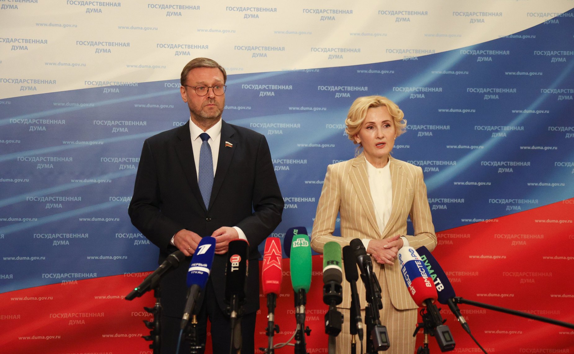 Константин Косачев и Ирина Яровая