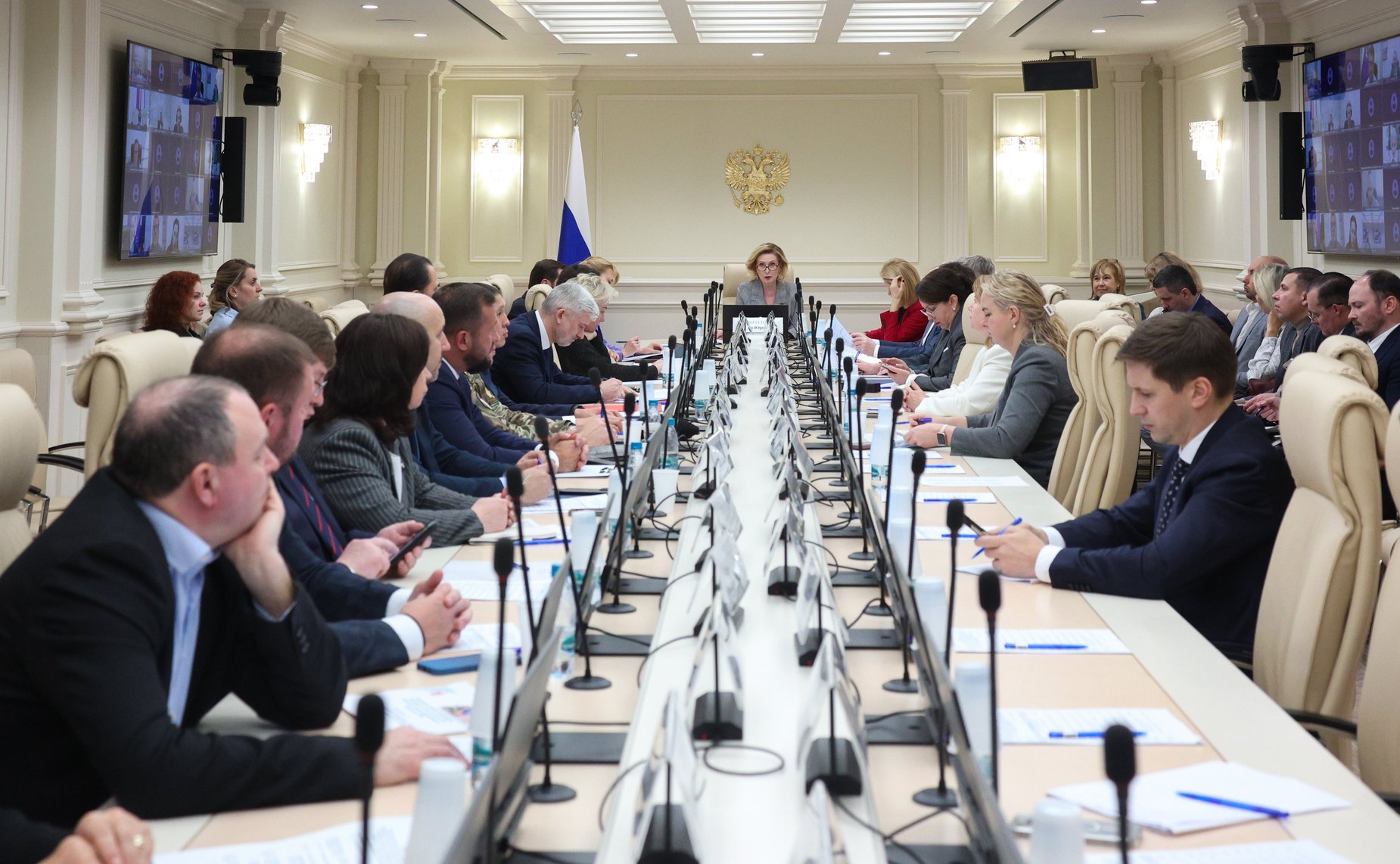 Круглый стол Комитета СФ по экономической политике совместно с Комитетом СФ по социальной политике «О реабилитации и абилитации инвалидов, в том числе из числа участников специальной военной операции, в целях их возвращения к трудовой деятельности»