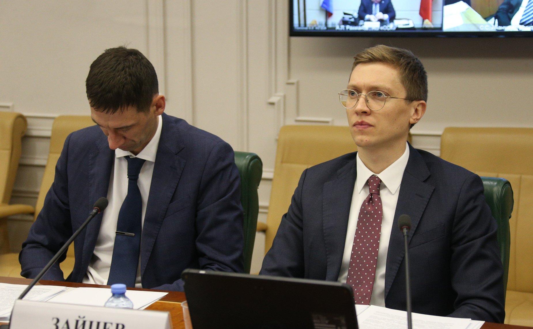 Круглый стол на тему «Развитие линейного судоходства на внутренних водных путях и эффективное использование возможностей внутреннего водного транспорта для развития грузовых и пассажирских перевозок в РФ»