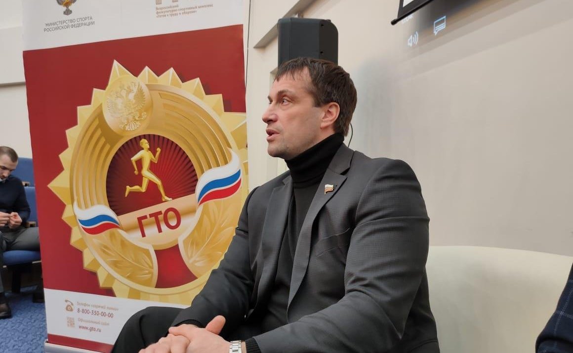 Эдуард Исаков