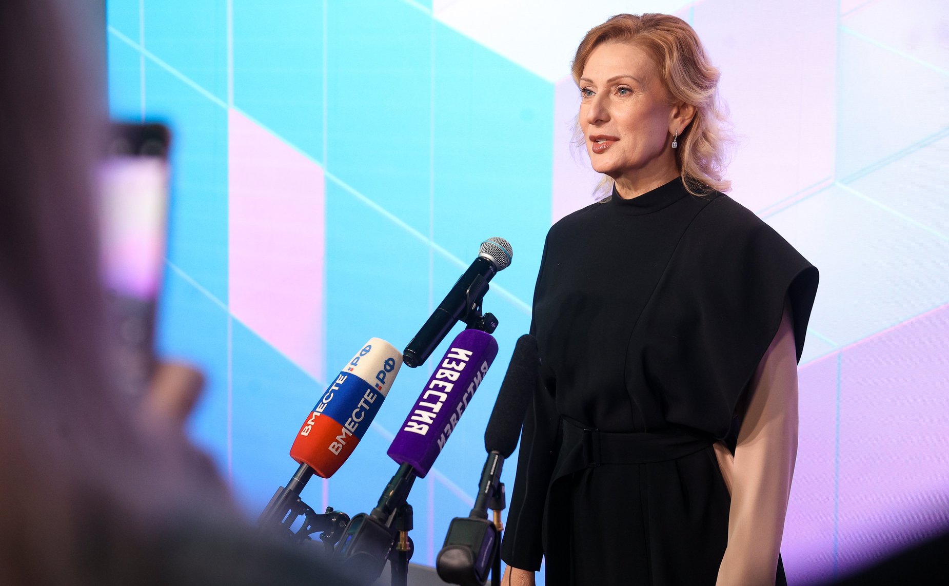 Инна Святенко