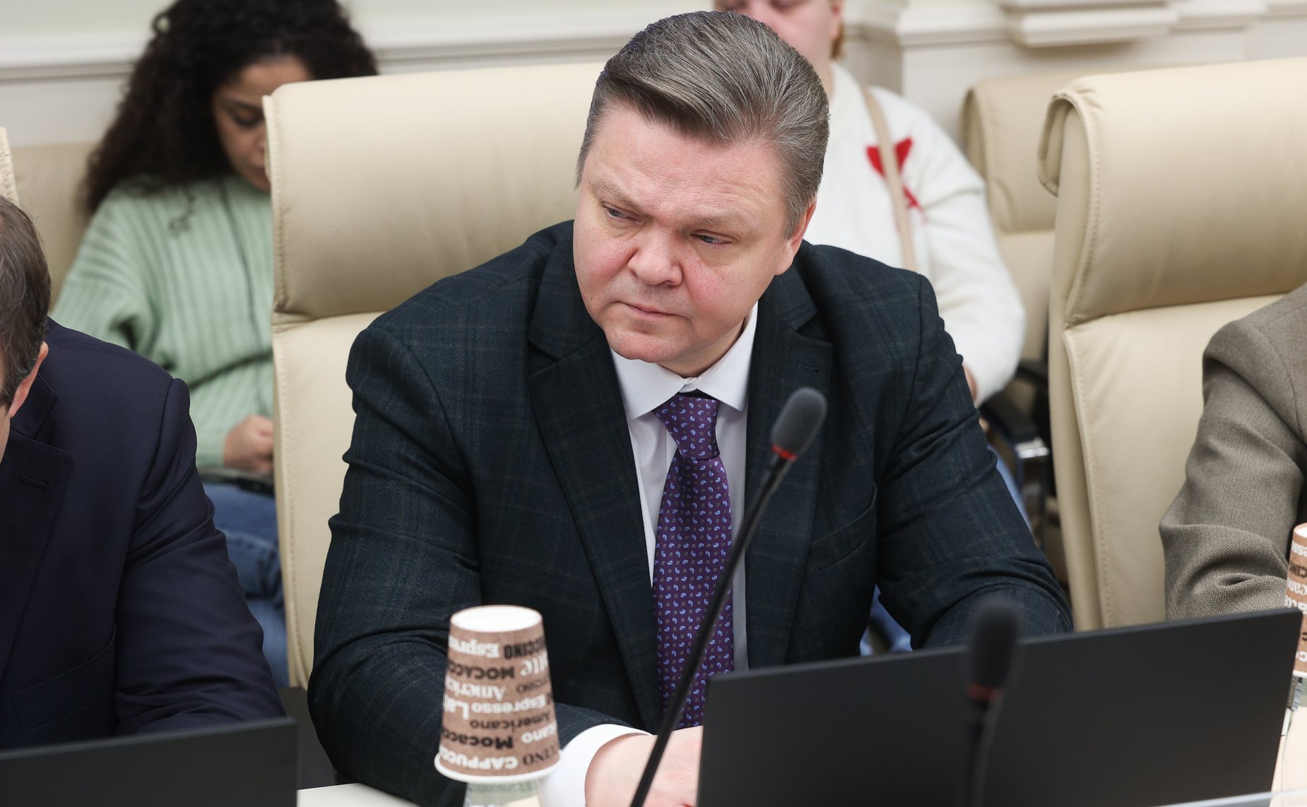 Круглый стол Комиссии Совета Федерации по информационной политике и взаимодействию со СМИ «К новому миропорядку: глобальная информационная динамика и осознание новых реалий»