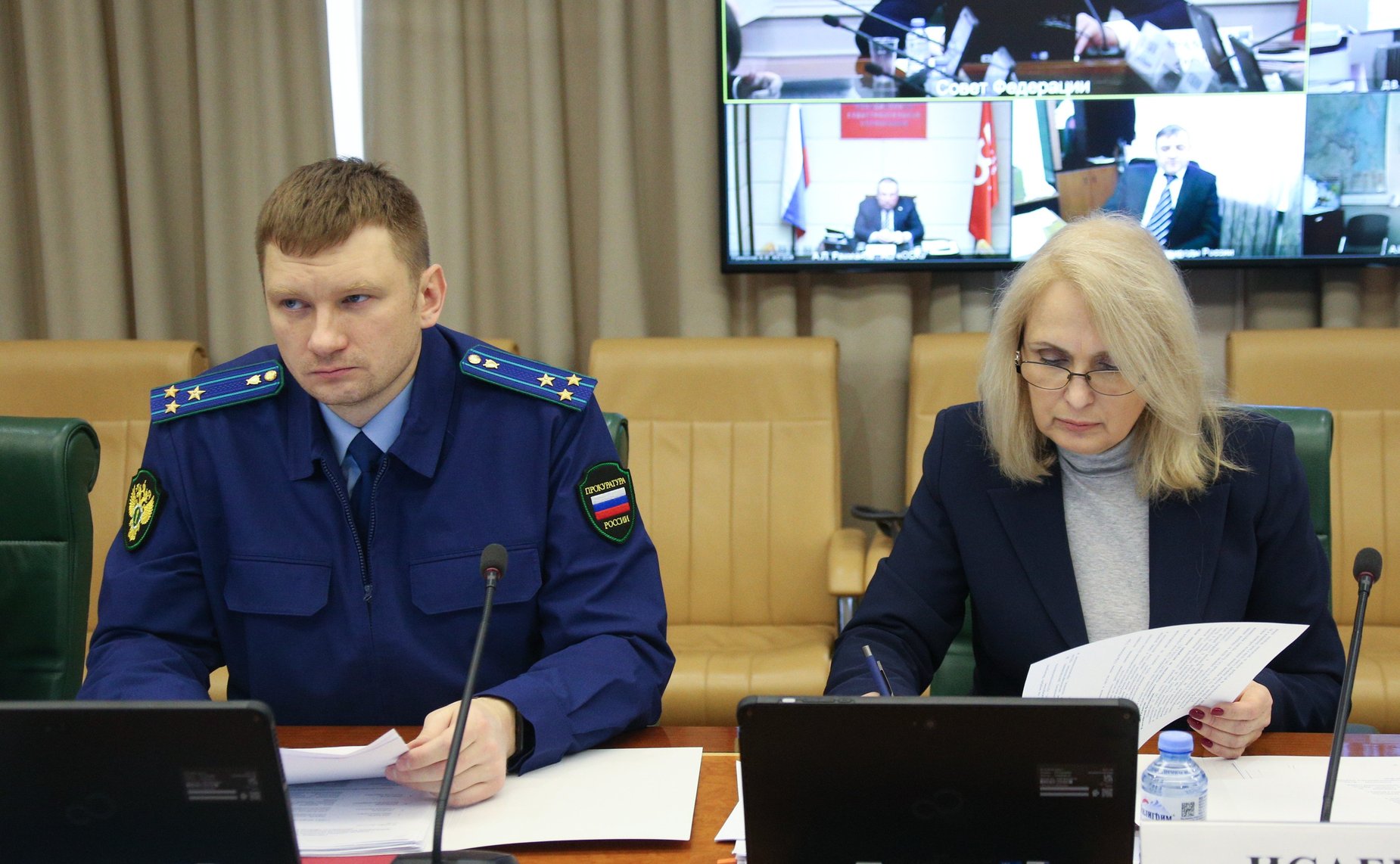 Круглый стол на тему «Развитие линейного судоходства на внутренних водных путях и эффективное использование возможностей внутреннего водного транспорта для развития грузовых и пассажирских перевозок в РФ»