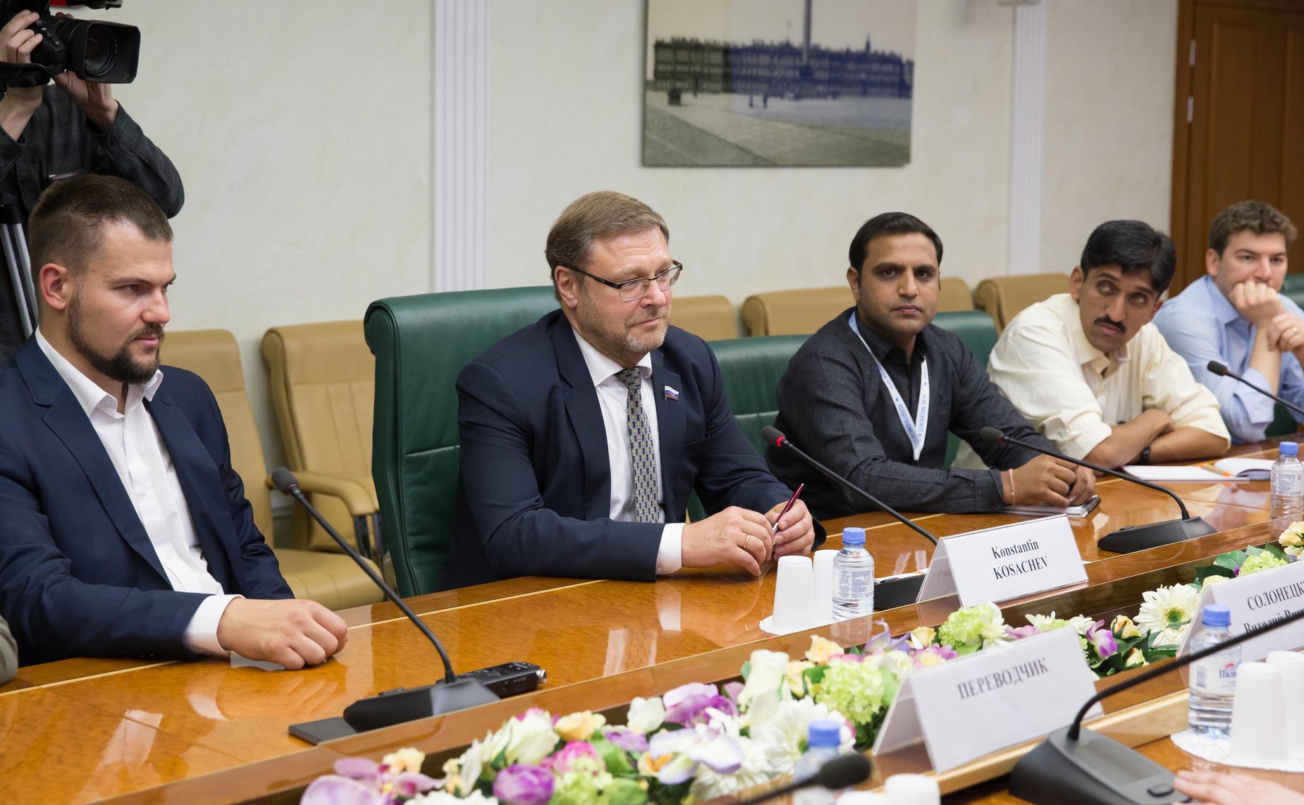 Встреча К. Косачева c молодыми представителями политических, общественных и деловых кругов иностранных государств — участниками программы «Новое поколение»